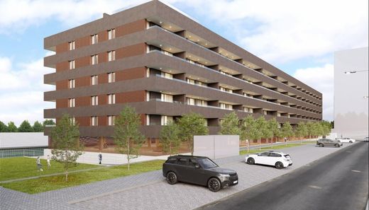 Residential complexes in Santa Marinha e São Pedro da Afurada, Vila Nova de Gaia