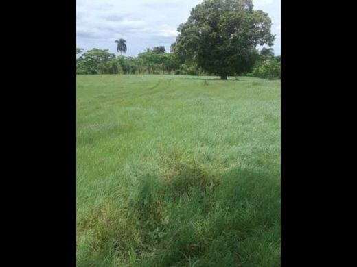 Grond in Bávaro, Higüey