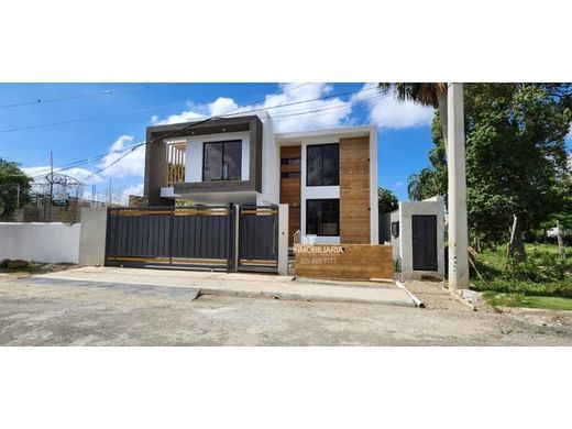 Casa de lujo en Santiago de los Caballeros, Provincia de Santiago