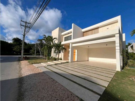 Country House in Punta Cana, Higüey