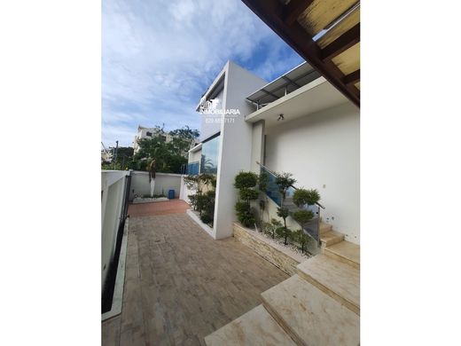 Casa de lujo en Santiago de los Caballeros, Provincia de Santiago