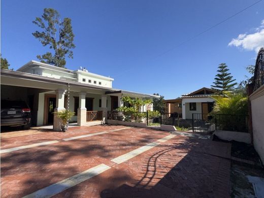 Casa de luxo - Jarabacoa, Provincia de La Vega