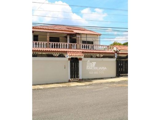 Casa de lujo en Santiago de los Caballeros, Provincia de Santiago