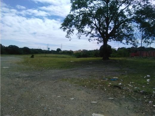 Land in Santo Domingo, Santo Domingo De Guzmán
