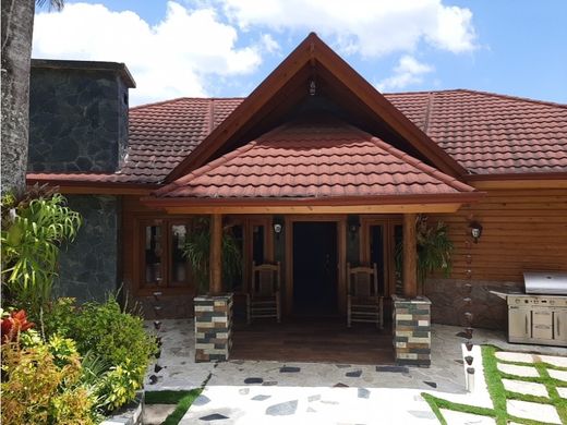 郊区住宅  出租 Jarabacoa