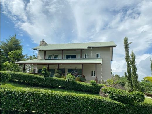 Casa de campo en Jarabacoa, Provincia de La Vega