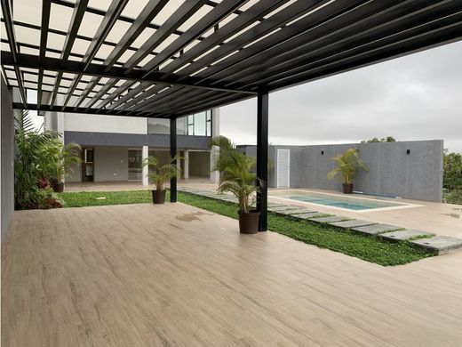 Luxury home in Nueva Caracas, Distrito Capital