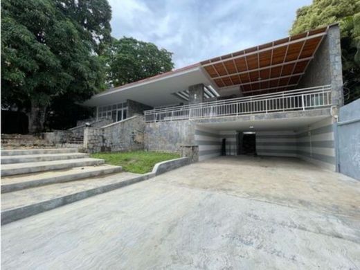 Casa de lujo en Nueva Caracas, Distrito Capital