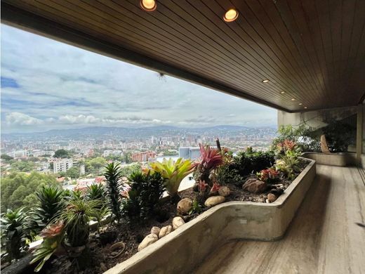 Apartment / Etagenwohnung in Caracas, Municipio Libertador