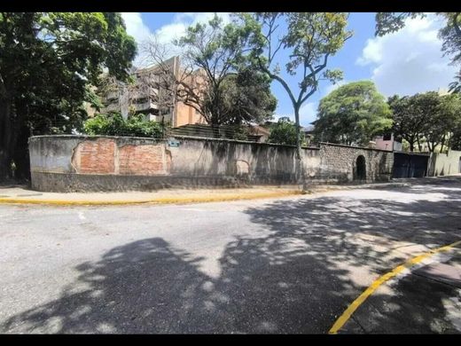 Arsa Karakas, Municipio Libertador