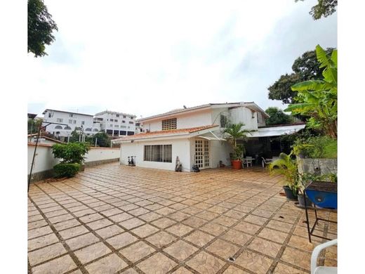 Casa de luxo - Nueva Caracas, Distrito Capital