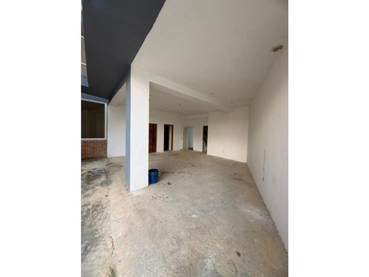 Luxury home in Nueva Caracas, Distrito Capital