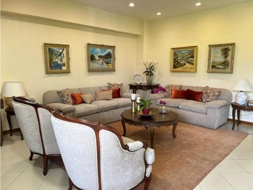 Apartment in Nueva Caracas, Distrito Capital
