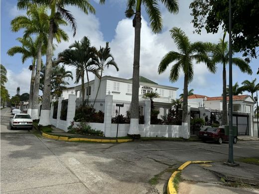 Lüks ev Karakas, Municipio Libertador