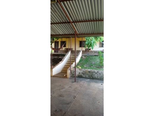 Farmhouse in Tinaquillo, Municipio Falcón