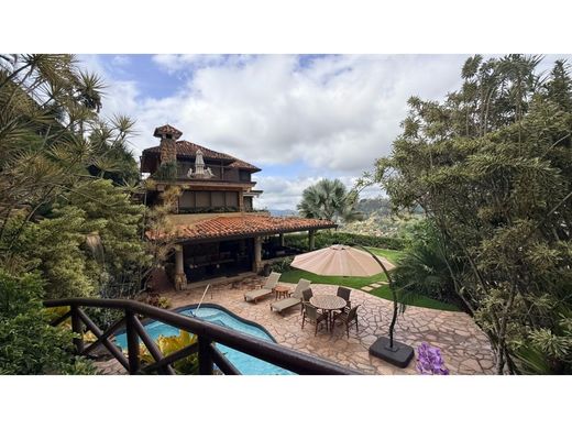 Luxury home in Nueva Caracas, Distrito Capital