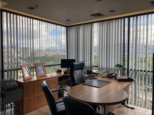 Ofis Karakas, Municipio Libertador