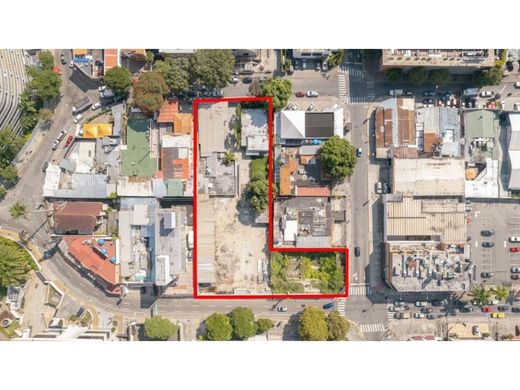 أرض ﻓﻲ كراكاس, Municipio Libertador