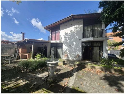 Luxury home in Nueva Caracas, Distrito Capital