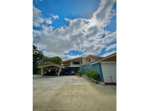 Country House in Caracas, Municipio Libertador