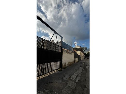 Land in Caracas, Municipio Libertador