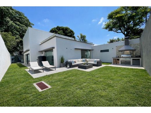 Luxury home in Nueva Caracas, Distrito Capital