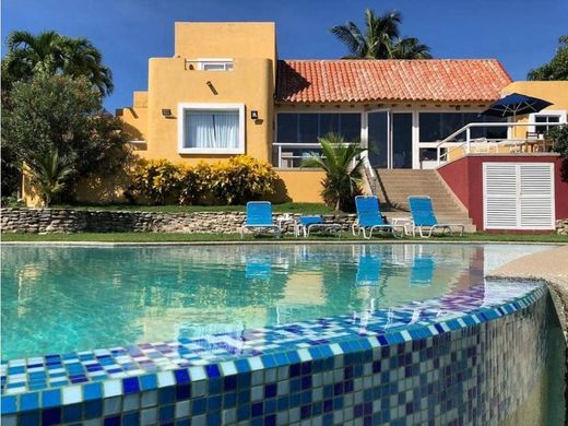 Luxe woning in Caruao, Estado La Guaira