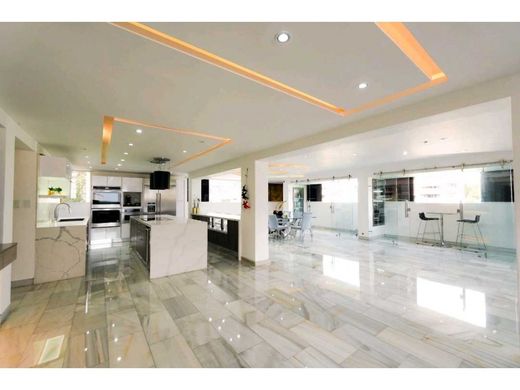 Cobertura - Nueva Caracas, Distrito Capital