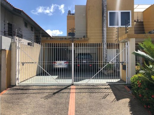 Luxury home in Puerto Ordaz, Municipio Caroní