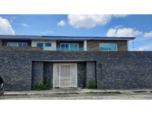 Lüks ev Karakas, Municipio Libertador