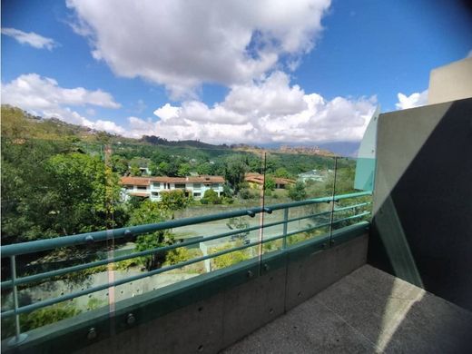 Piso / Apartamento en Nueva Caracas, Distrito Capital