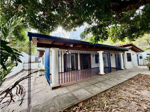 Luksusowy dom w Nueva Caracas, Distrito Capital