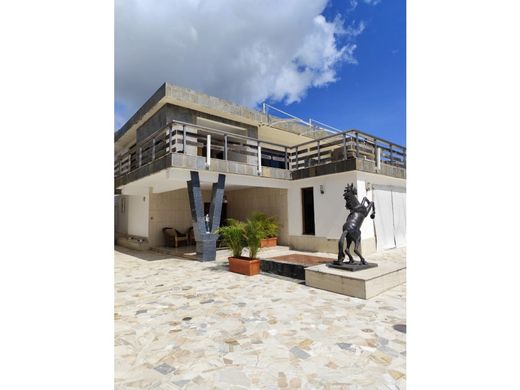 Casa di lusso a San Antonio de Los Altos, Municipio Los Salias