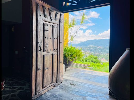 Country House in Caracas, Municipio Libertador