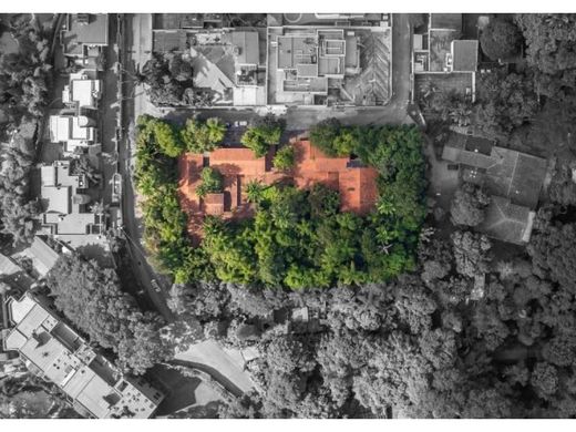 Arsa Karakas, Municipio Libertador