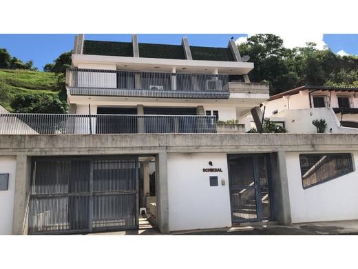 Lüks ev Karakas, Municipio Libertador