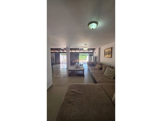 Luxury home in Nueva Caracas, Distrito Capital