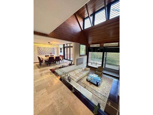 豪宅  卡拉卡斯, Municipio Libertador