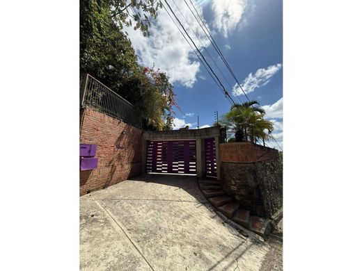 Luxury home in Nueva Caracas, Distrito Capital
