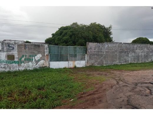 Land in El Tigre, Estado Anzoátegui
