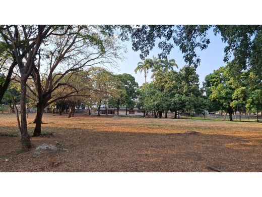 Terreno a Turmero, Municipio Santiago Mariño
