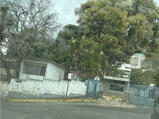 Arsa Karakas, Municipio Libertador