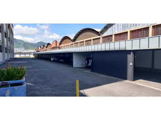 Κτίριο σε Guarenas, Municipio Plaza