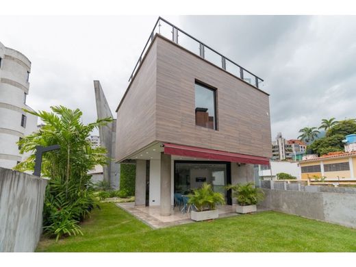 Luxus-Haus in Nueva Caracas, Distrito Capital