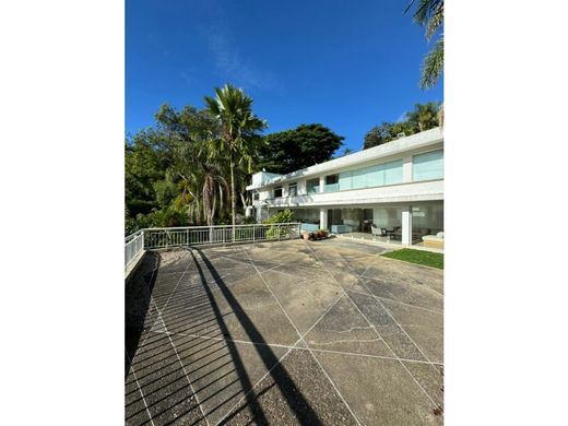 Casa di lusso a Nueva Caracas, Distrito Capital