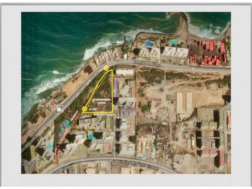 Land in Catia La Mar, Estado La Guaira