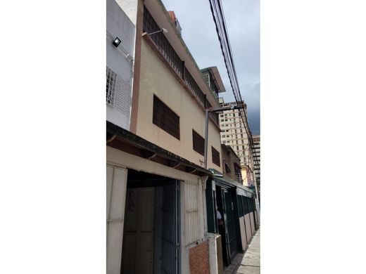 Casa de lujo en Nueva Caracas, Distrito Capital