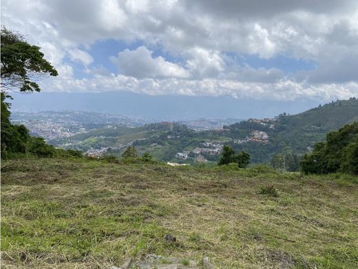 Arsa Karakas, Municipio Libertador