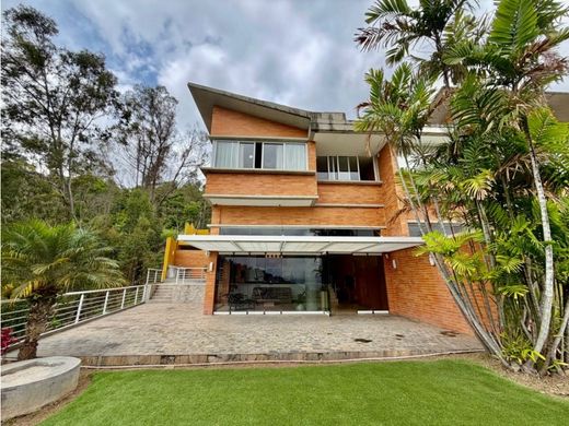 Luxury home in Nueva Caracas, Distrito Capital