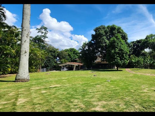 Land in Caracas, Municipio Libertador